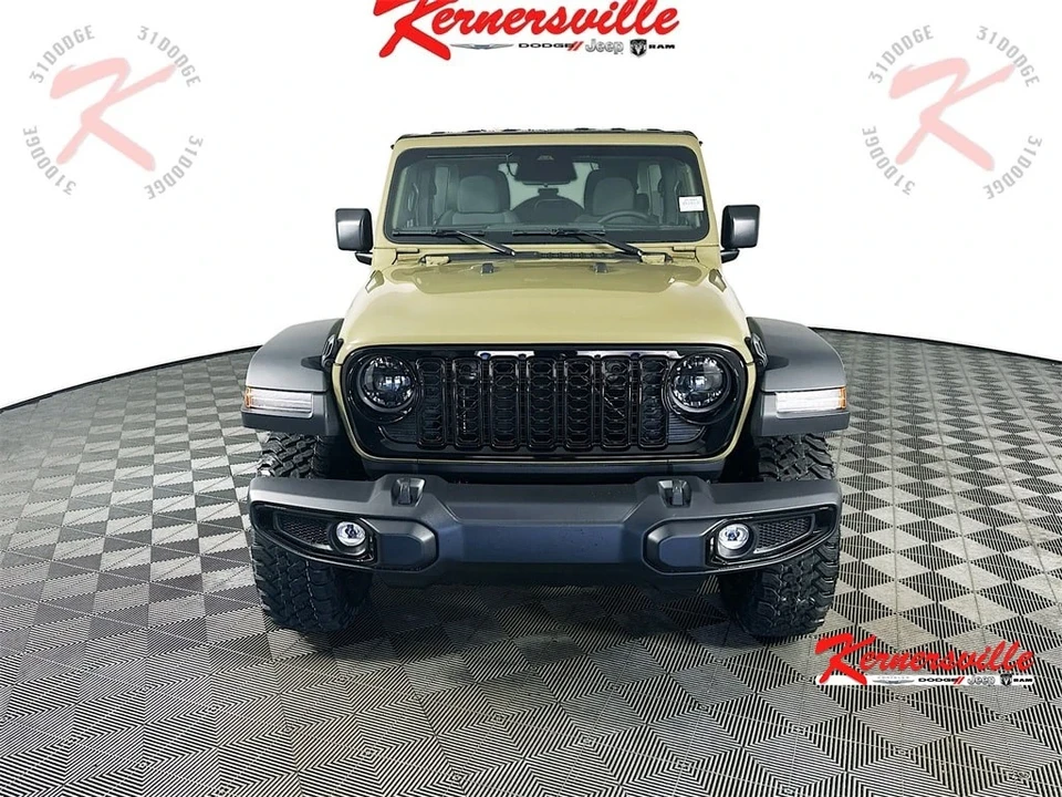 2025 Jeep JL Wrangler - Image 2 of 21