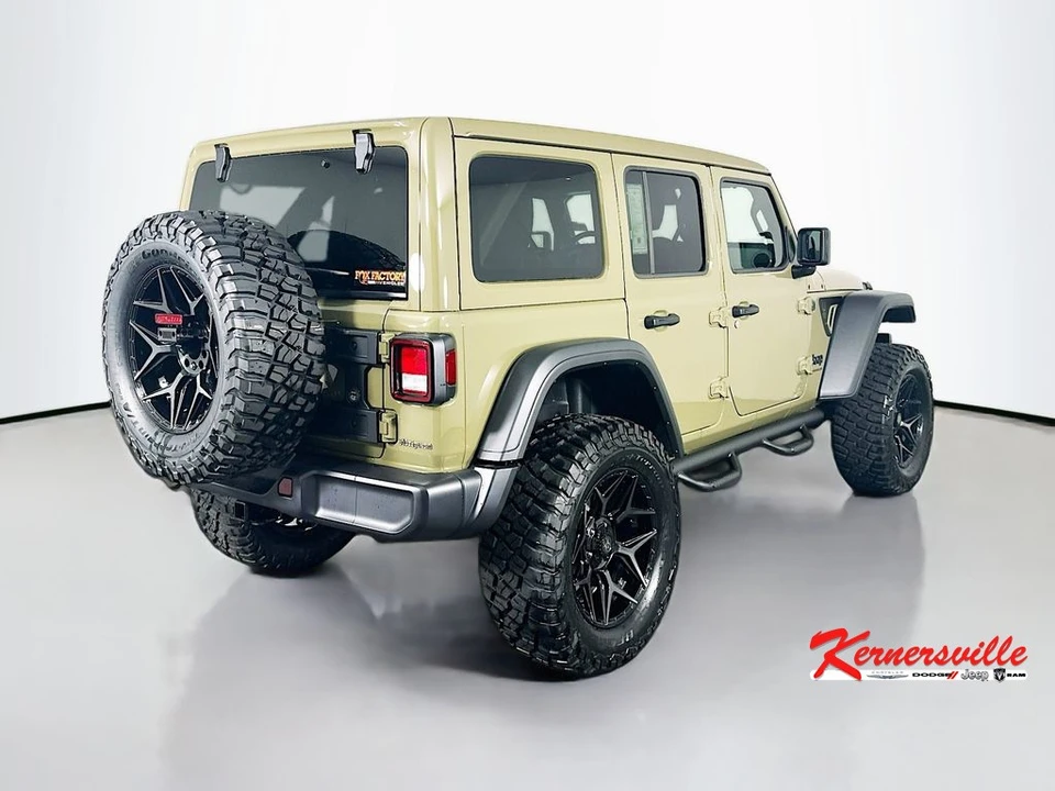 2025 Jeep JL Wrangler - Image 7 of 12
