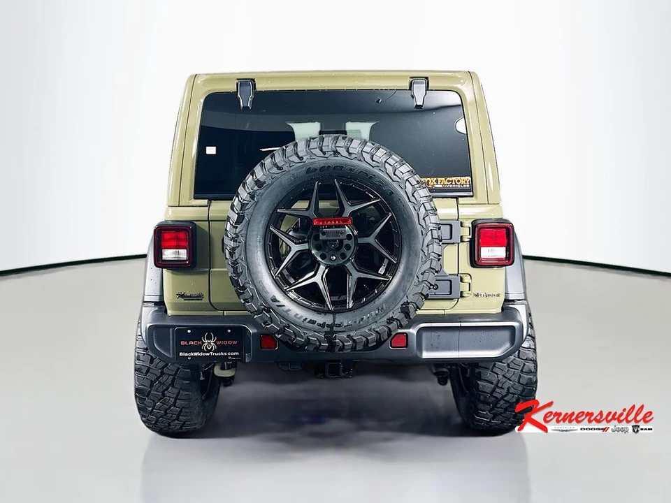2025 Jeep JL Wrangler - Image 6 of 12