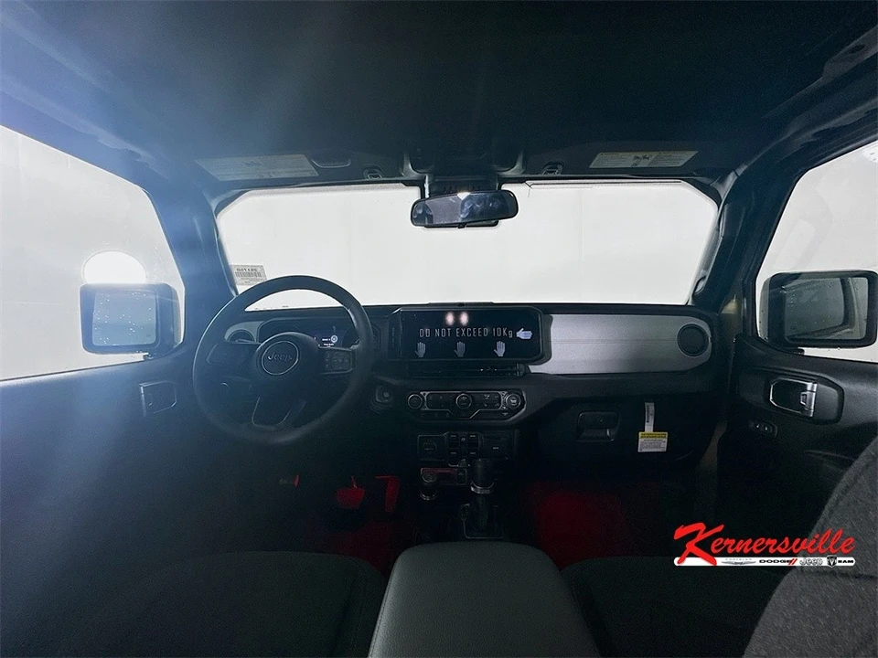 2025 Jeep JL Wrangler - Image 9 of 21