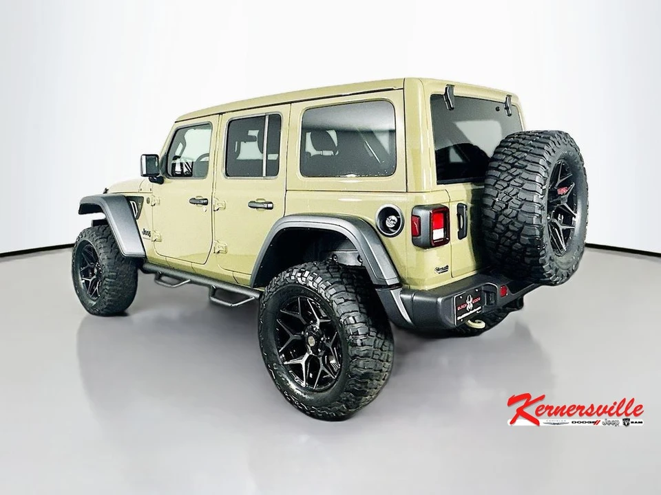 2025 Jeep JL Wrangler - Image 5 of 12