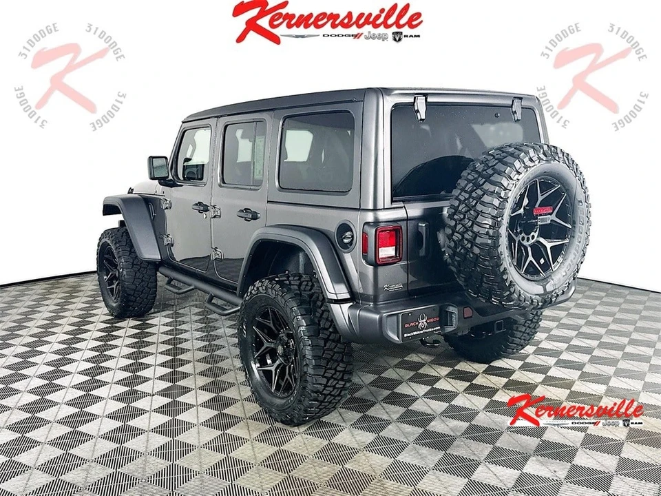 2025 Jeep JL Wrangler - Image 5 of 21