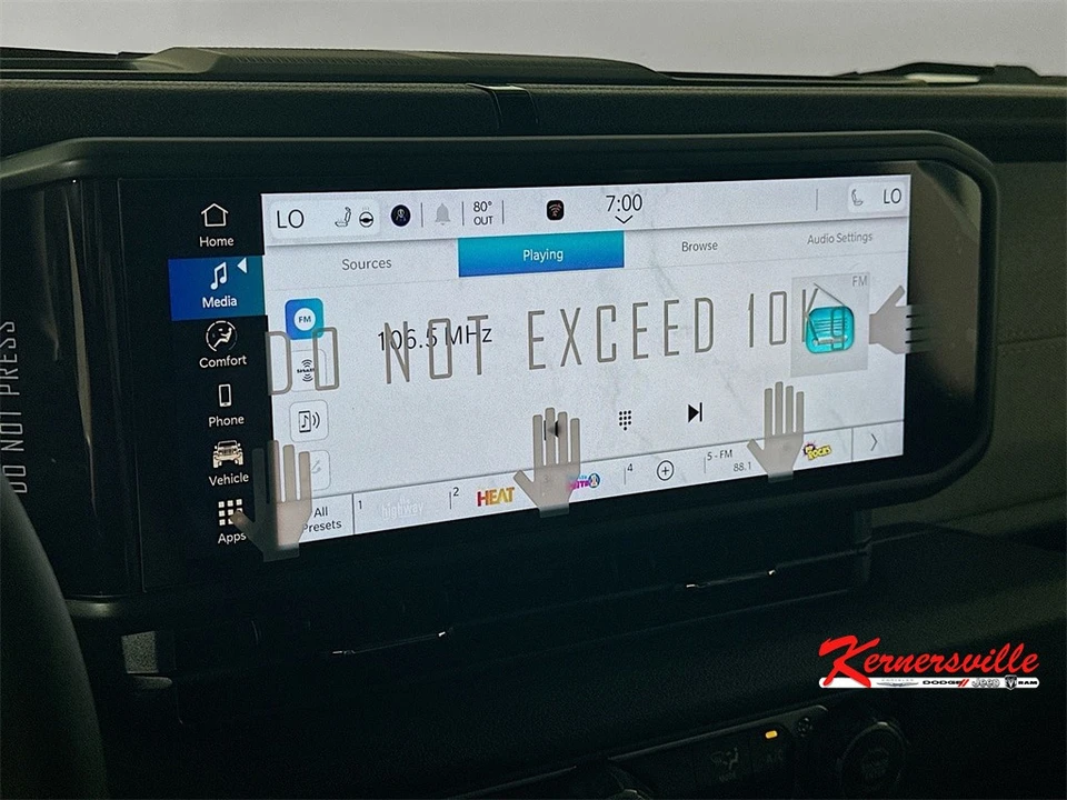 2025 Jeep JL Wrangler - Image 13 of 21