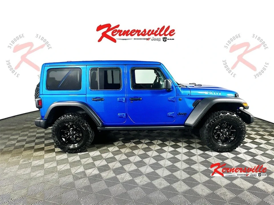 2025 Jeep JL Wrangler - Image 8 of 21