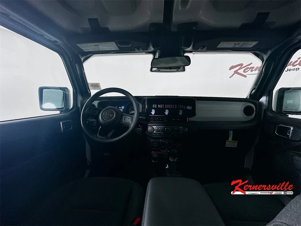 2025 Jeep JL Wrangler - Image 9 of 12