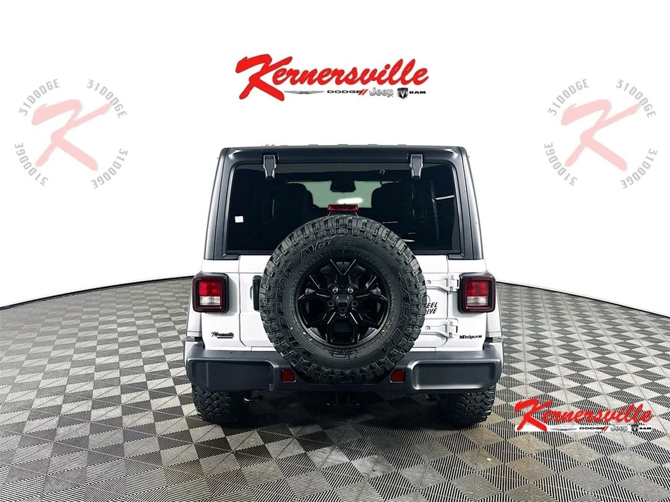 2025 Jeep JL Wrangler - Image 6 of 20