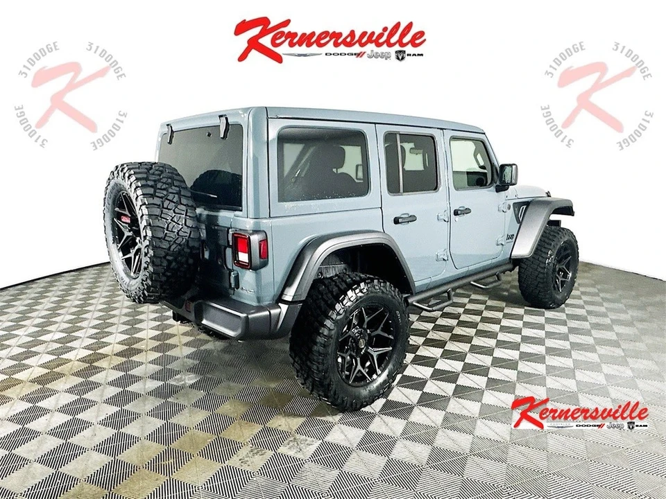 2025 Jeep JL Wrangler - Image 7 of 21