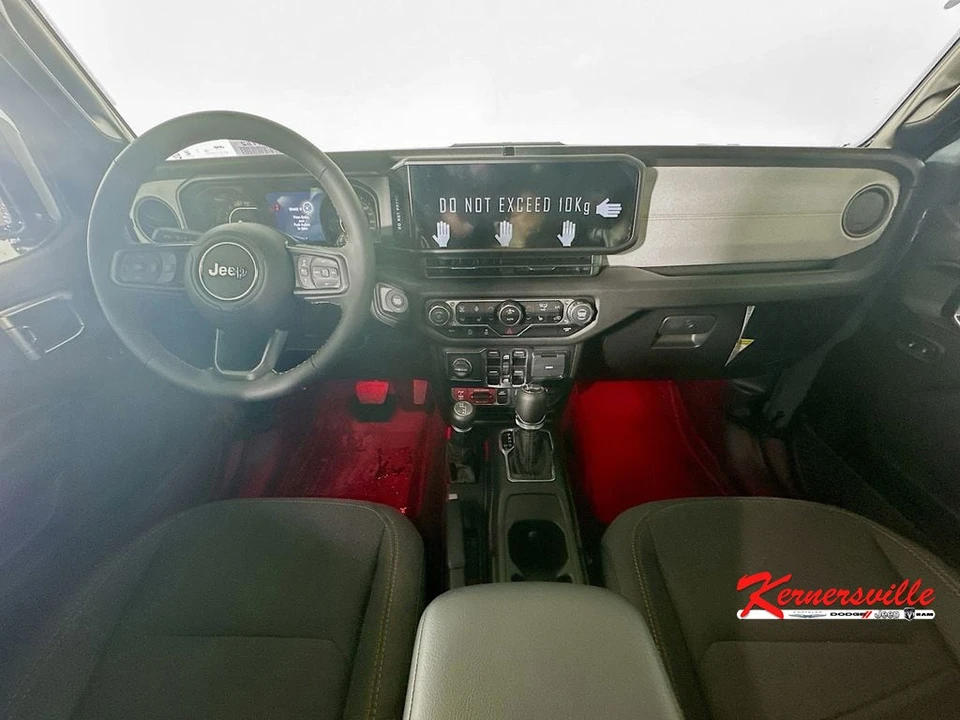 2025 Jeep JL Wrangler - Image 9 of 12
