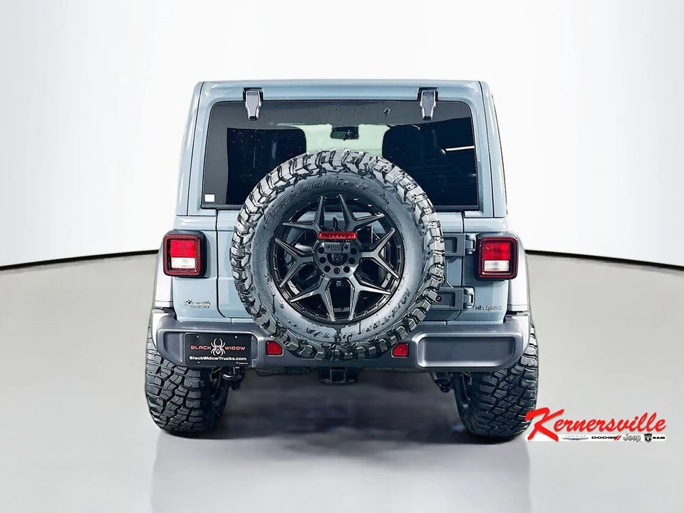 2025 Jeep JL Wrangler - Image 6 of 12