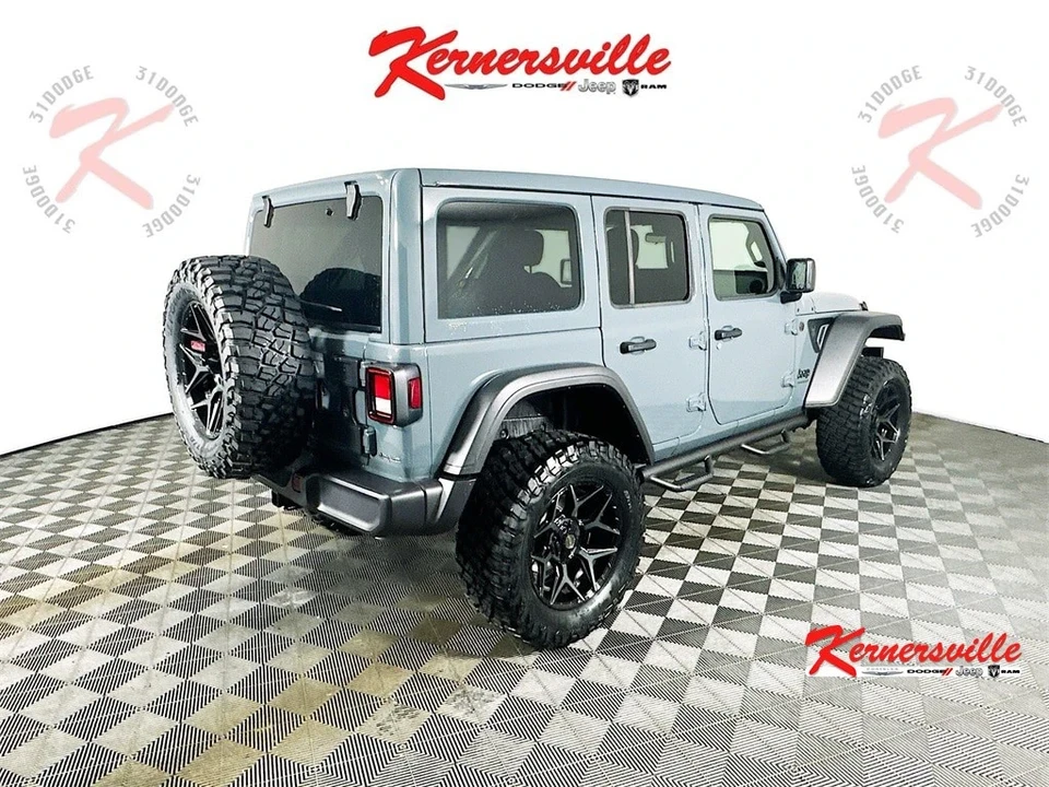 2025 Jeep JL Wrangler - Image 7 of 21