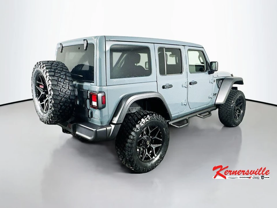 2025 Jeep JL Wrangler - Image 7 of 12