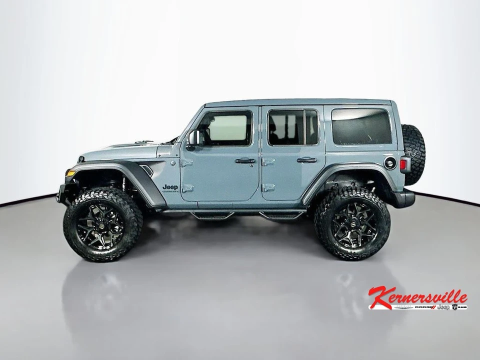 2025 Jeep JL Wrangler - Image 4 of 12