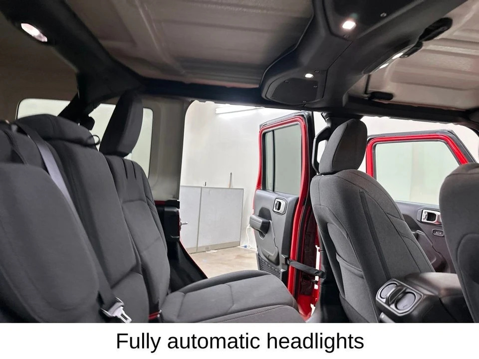 2025 Jeep JL Wrangler - Image 29 of 31