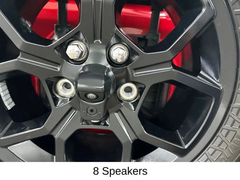 2025 Jeep JL Wrangler - Image 17 of 31