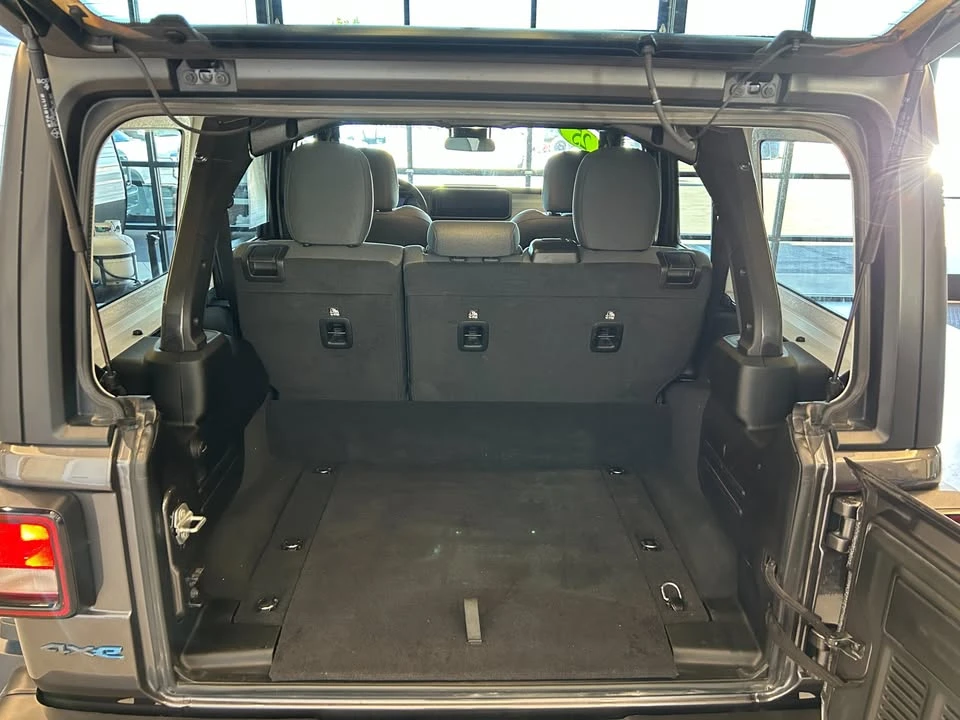 2025 Jeep JL Wrangler - Image 4 of 20