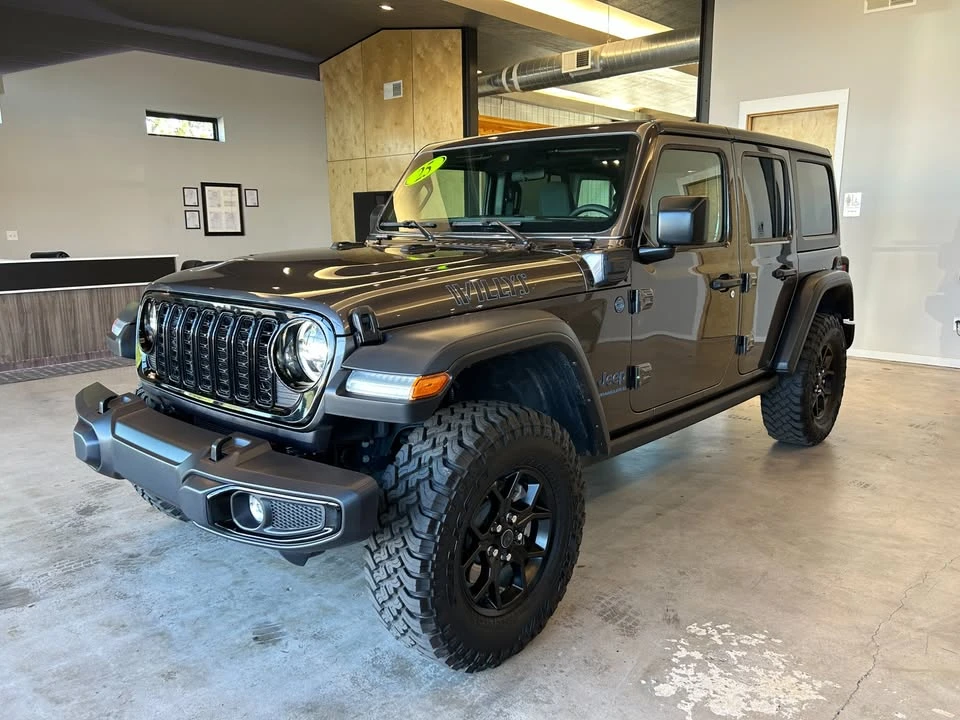2025 Jeep JL Wrangler - Image 5 of 20