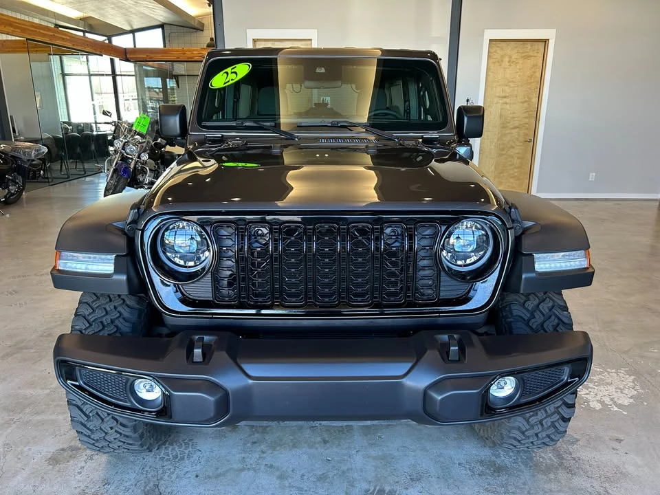 2025 Jeep JL Wrangler - Image 7 of 20