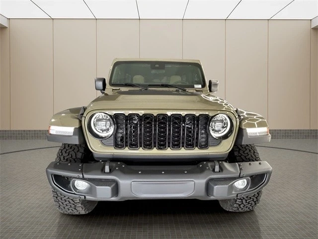 2025 Jeep JL Wrangler - Image 8 of 21