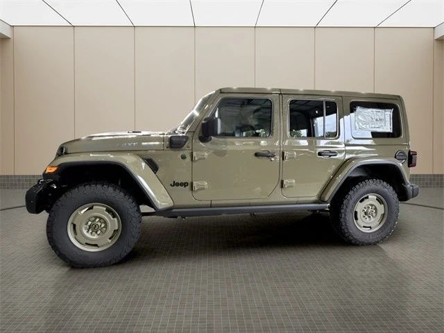 2025 Jeep JL Wrangler - Image 2 of 21