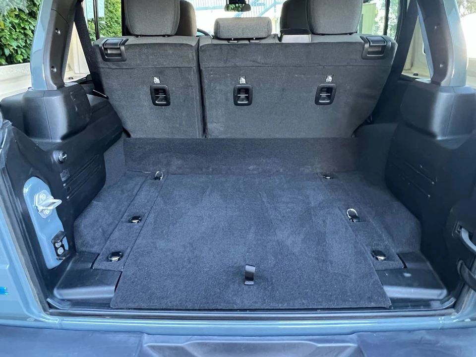2025 Jeep JL Wrangler - Image 16 of 18