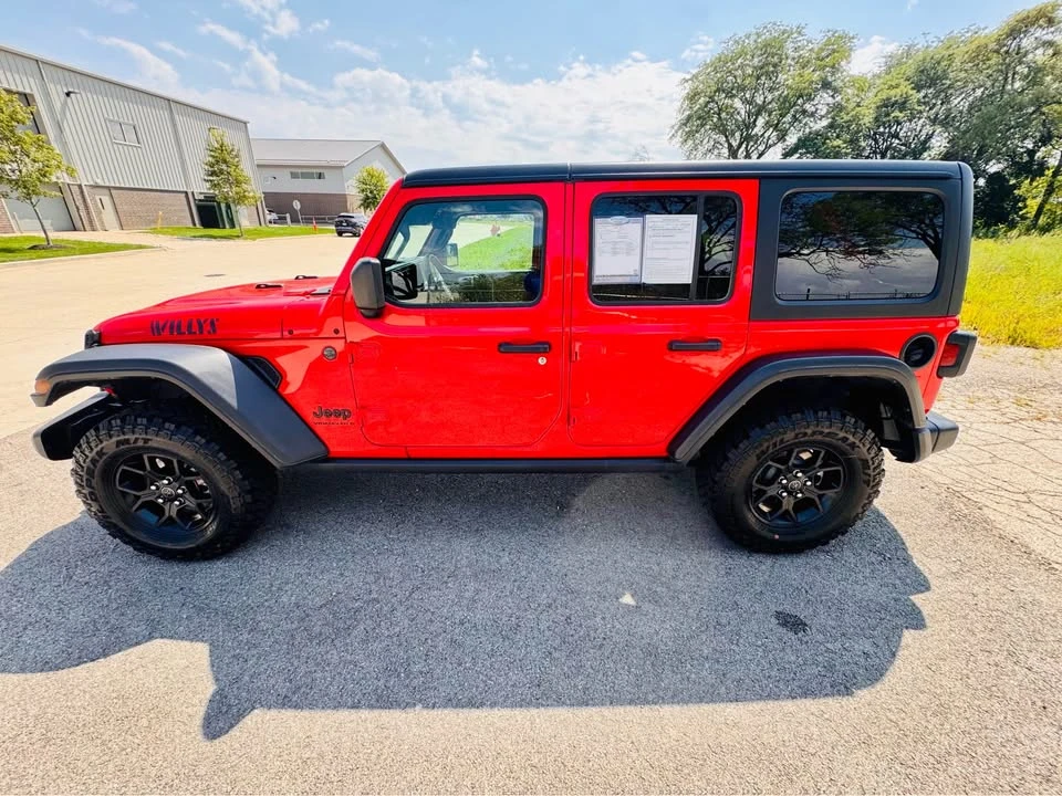 2025 Jeep JL Wrangler - Image 6 of 19
