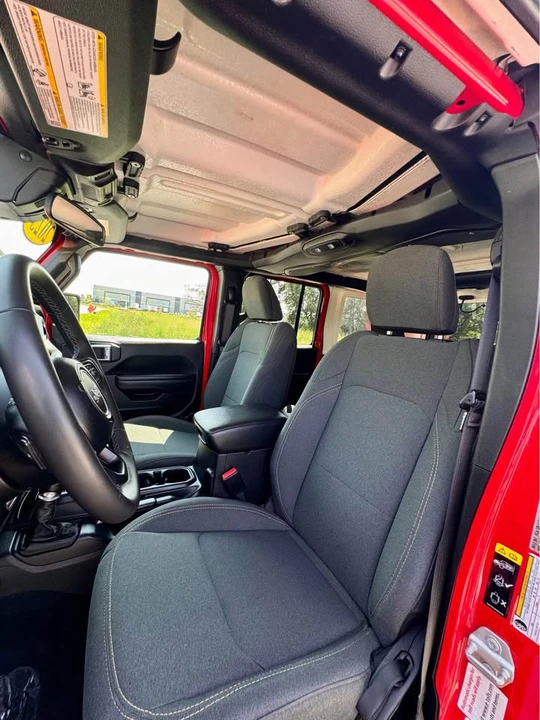 2025 Jeep JL Wrangler - Image 12 of 19