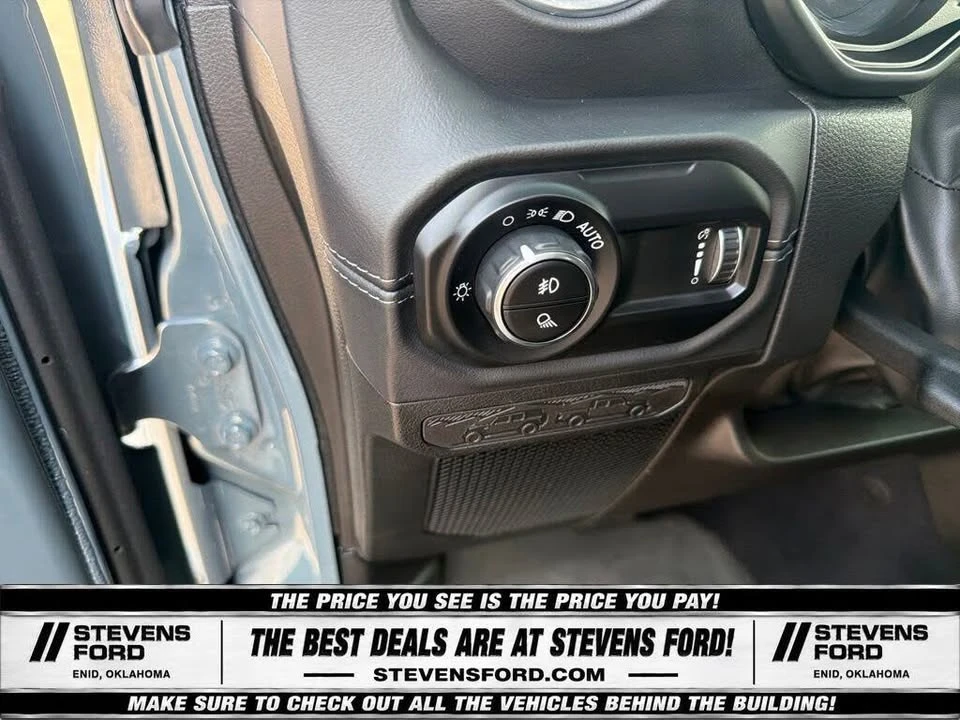 2025 Jeep JT Gladiator - Image 7 of 19
