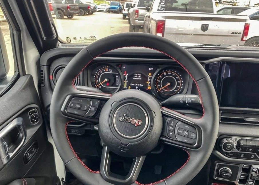 2025 Jeep JT Gladiator - Image 9 of 12