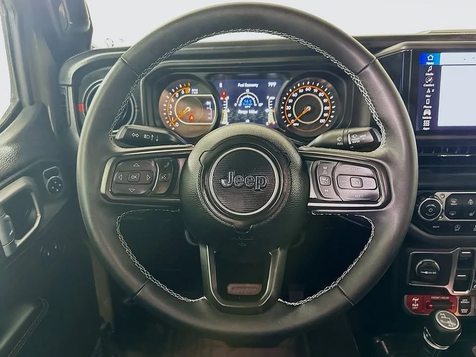 2025 Jeep JT Gladiator - Image 16 of 20