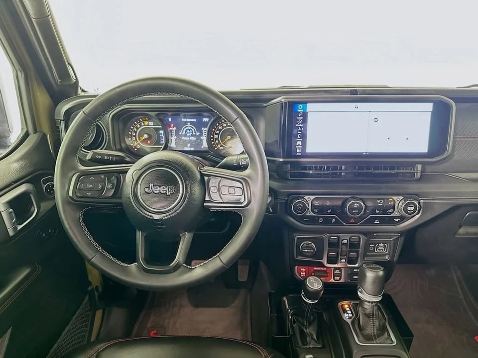 2025 Jeep JT Gladiator - Image 17 of 20