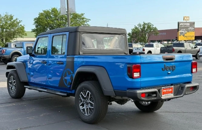 2025 Jeep JT Gladiator - Image 6 of 12