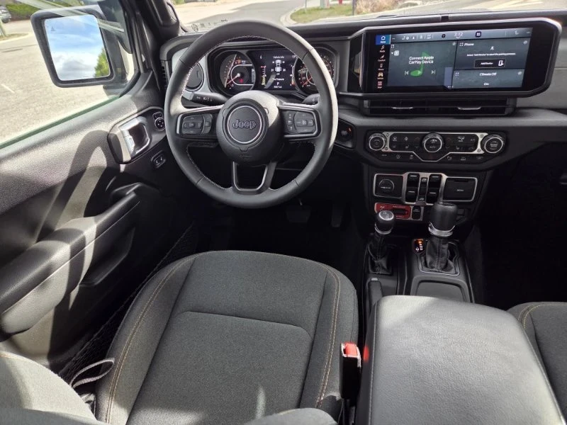 2025 Jeep JT Gladiator - Image 11 of 20