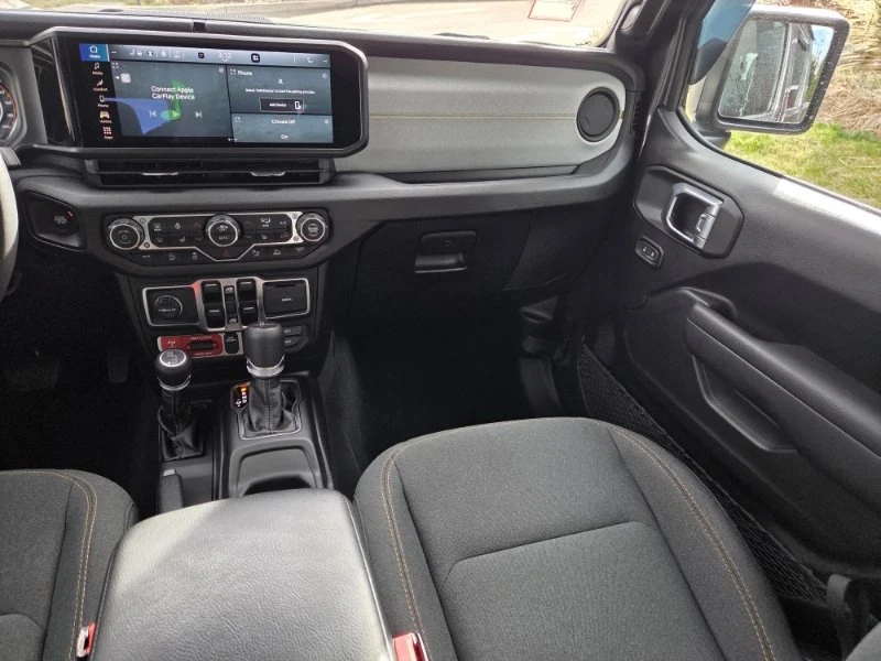 2025 Jeep JT Gladiator - Image 12 of 20