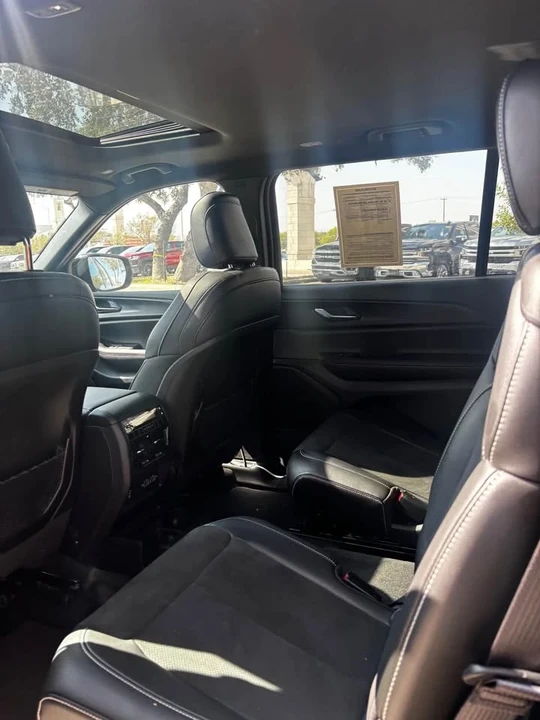 2025 Jeep WL Grand Cherokee - Image 2 of 6