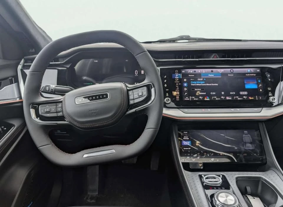 2025 Jeep Wagoneer S - Image 13 of 20
