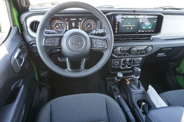 2025 Jeep JL Wrangler - Image 13 of 18