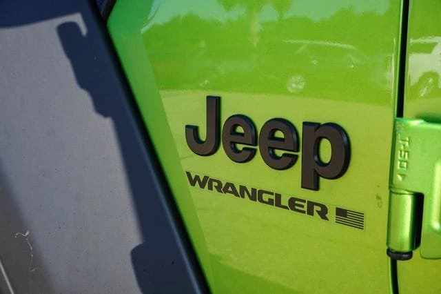 2025 Jeep JL Wrangler - Image 7 of 18