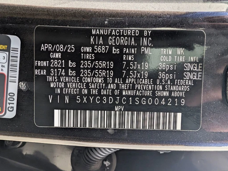 2025 Kia EV6 - Image 10 of 12
