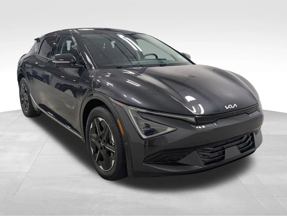 2025 Kia EV6 - Image 6 of 12