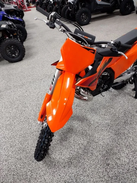 2025 KTM - Image 6 of 6