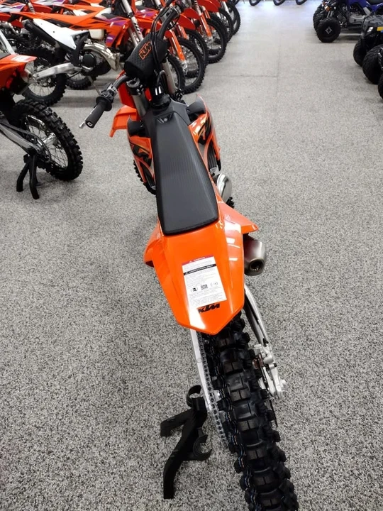 2025 KTM - Image 4 of 6