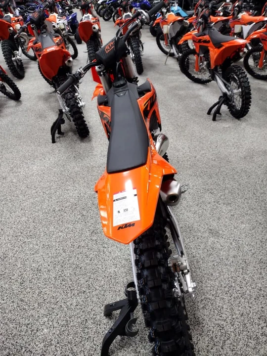 2025 KTM - Image 4 of 7