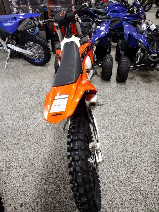 2025 KTM - Image 4 of 7