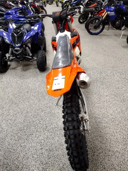 2025 KTM - Image 4 of 7