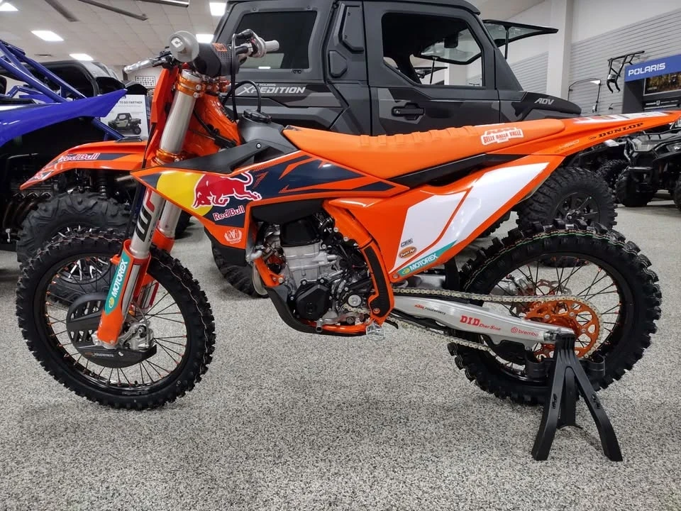 2025 KTM - Image 4 of 6