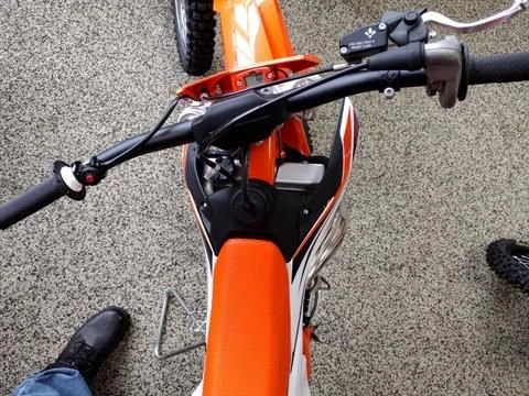 2025 KTM - Image 2 of 5