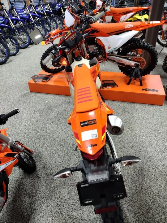 2025 KTM - Image 2 of 6