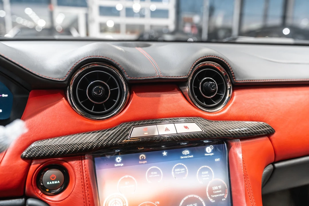 2025 Karma Revero - Image 14 of 21