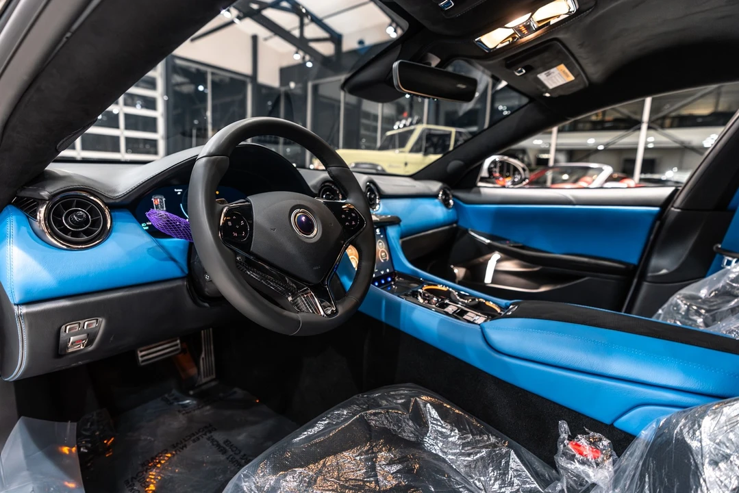 2025 Karma Revero - Image 6 of 21