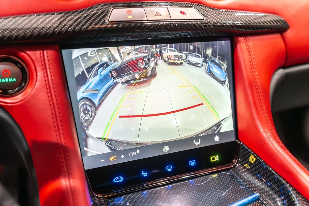 2025 Karma Revero - Image 17 of 21